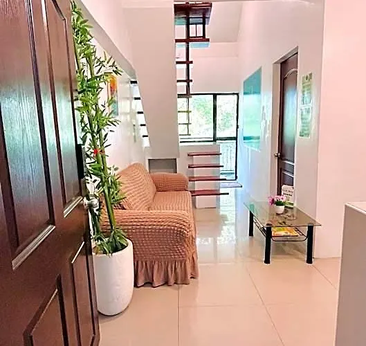 Golden 8 Airport - Mactan Cebu